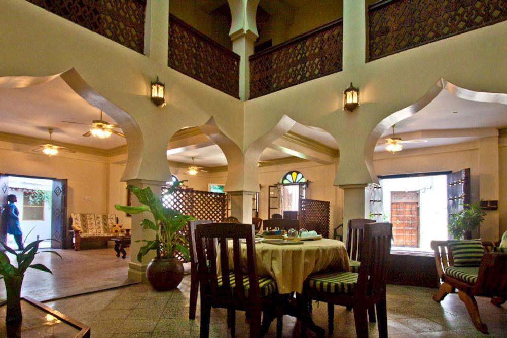 Asmini Palace Hotel Zanzibar Exterior photo